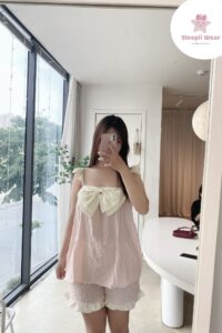Đồ Ngủ Sexy Thoải Mái: Bí Quyết Chọn Lựa Phòng Ngủ Quyến Rũ